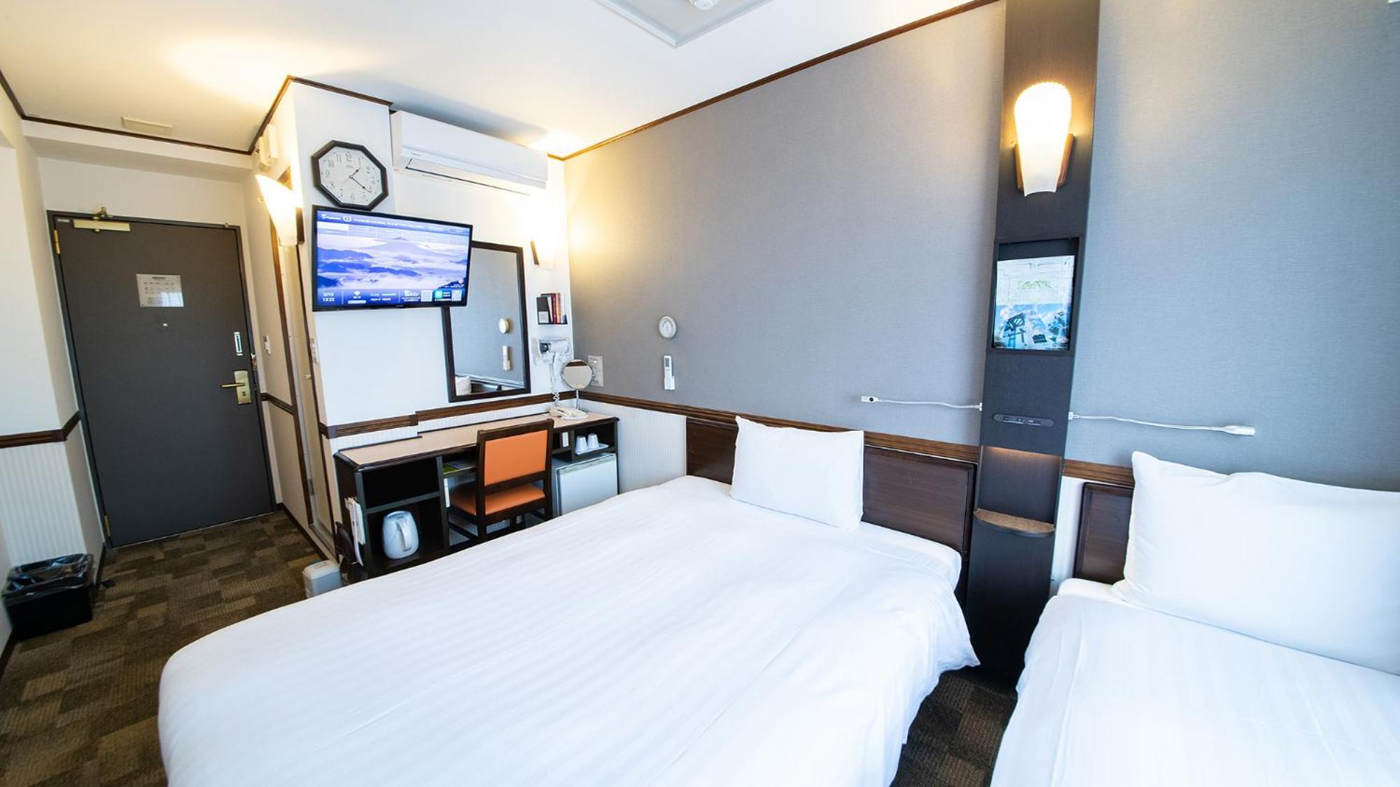 Toyoko Inn Toyama-Eki Shinkansen-Guchi No.2 Номер фото